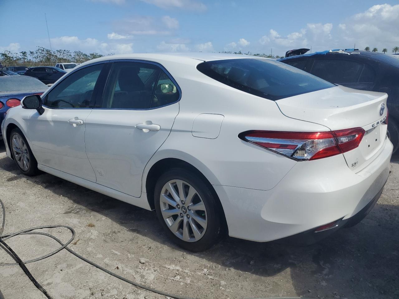 JTNB11HK6J3014949 2018 Toyota Camry L