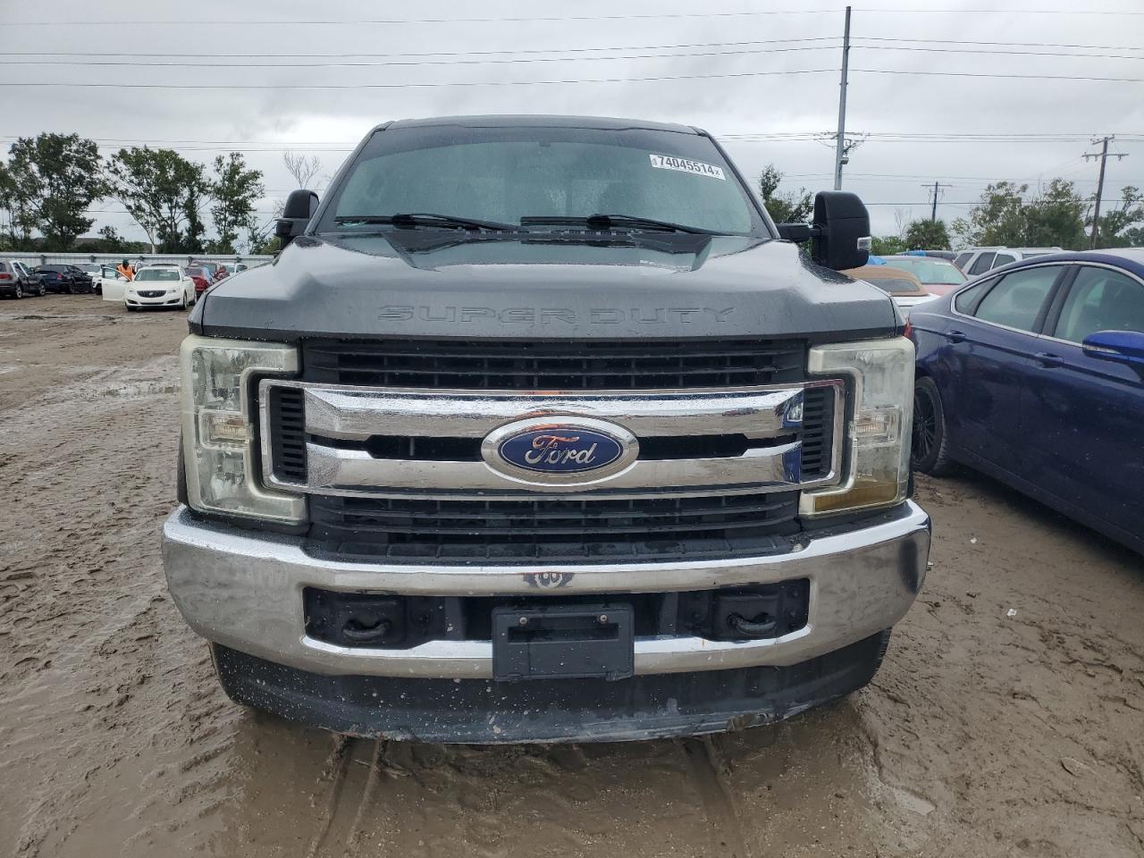 2017 Ford F250 - Image 5