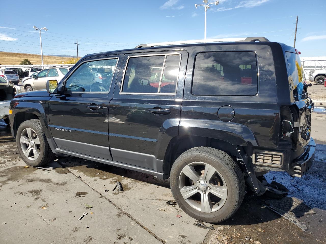2017 Jeep Liberty (Patriot) - Image 2