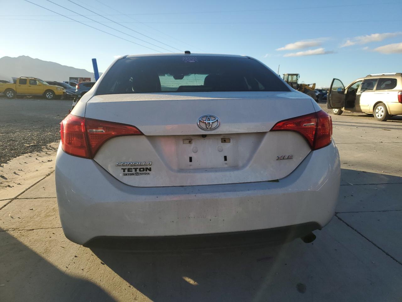 2019 Toyota Corolla L VIN: 5YFBURHE0KP862094 Lot: 77239884