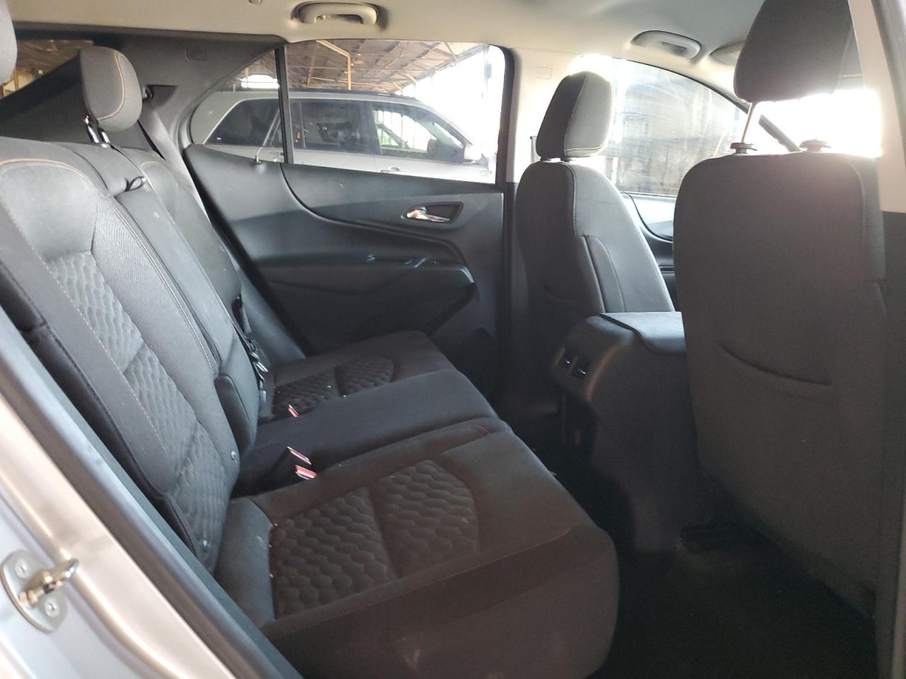 2018 Chevrolet Equinox - Image 10