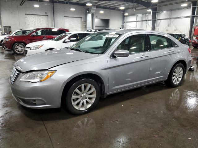 2013 Chrysler 200 Touring на продаже в Ham Lake, MN - Front End