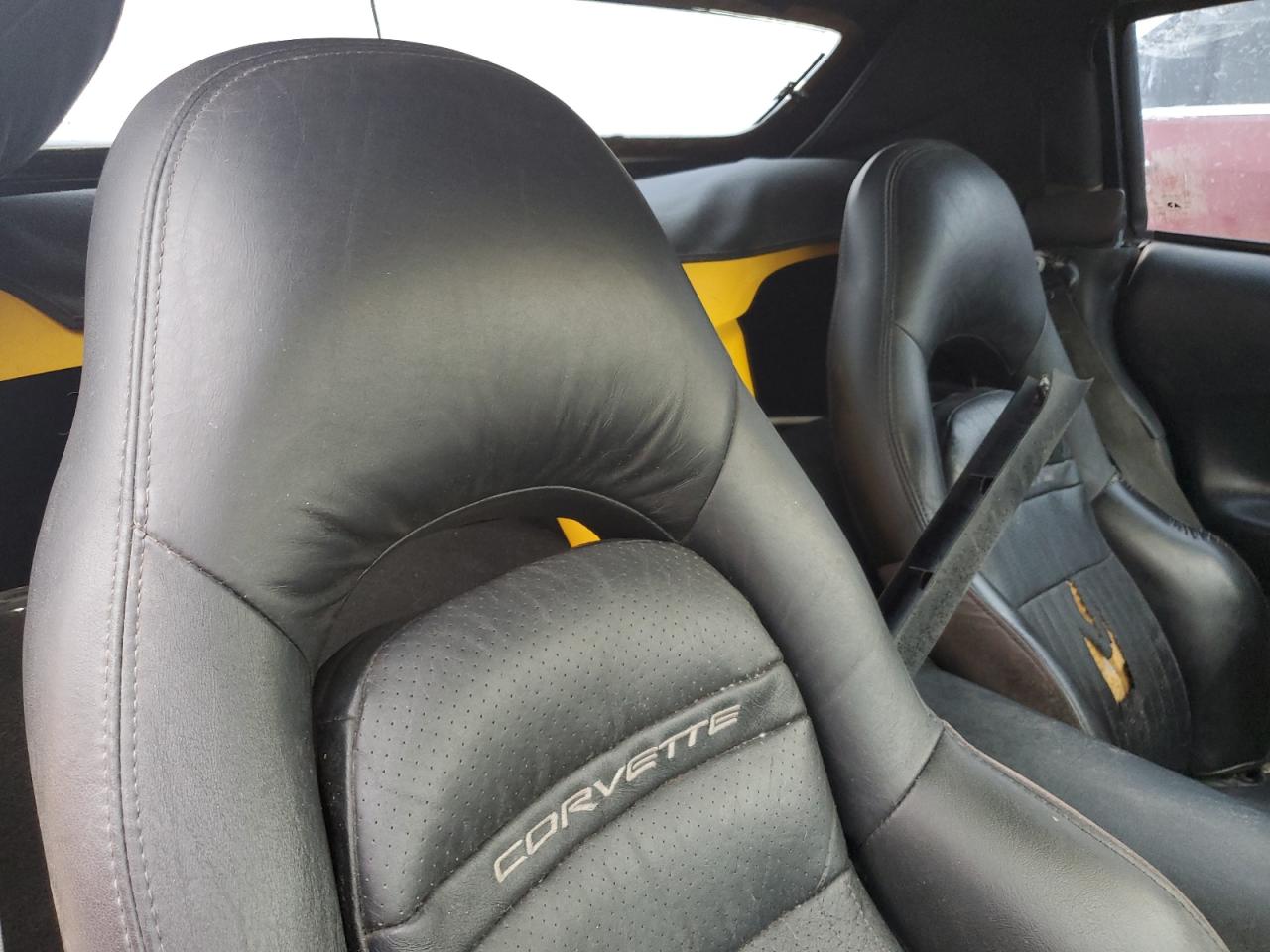 2002 Chevrolet Corvette - Image 10