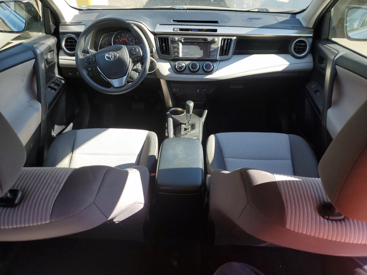 2014 Toyota RAV 4 - Image 8