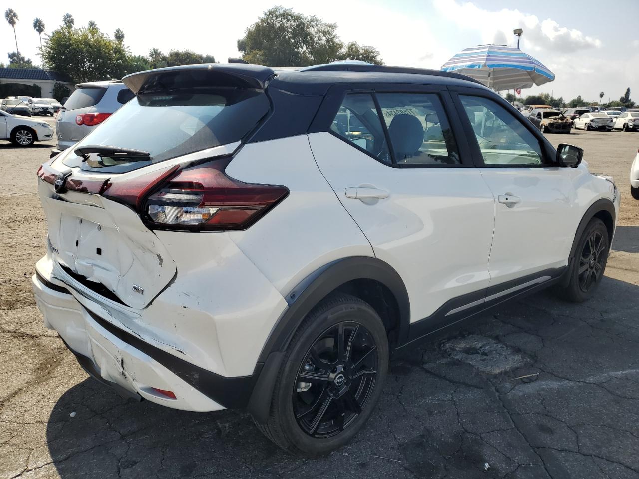 2024 Nissan Kicks - Image 3