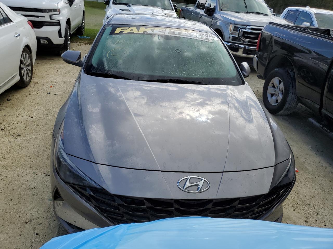 2021 Hyundai Elantra - Image 5