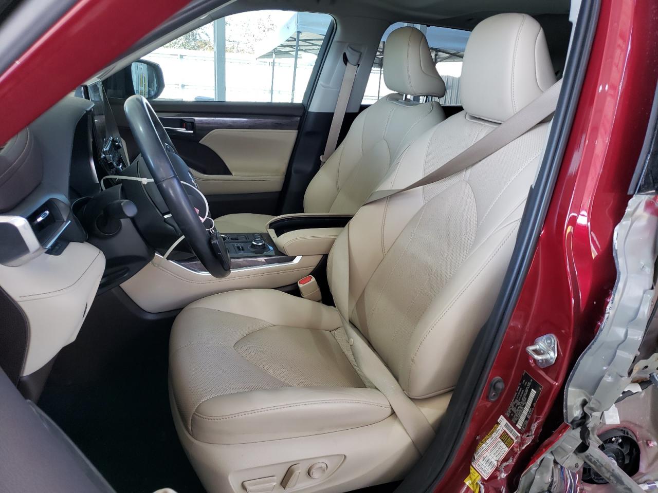 2020 Toyota Highlander - Image 7