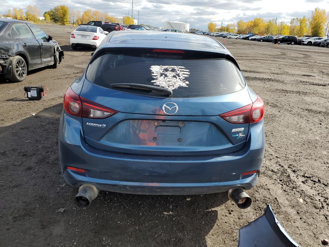 2017 Mazda 3 - Image 6