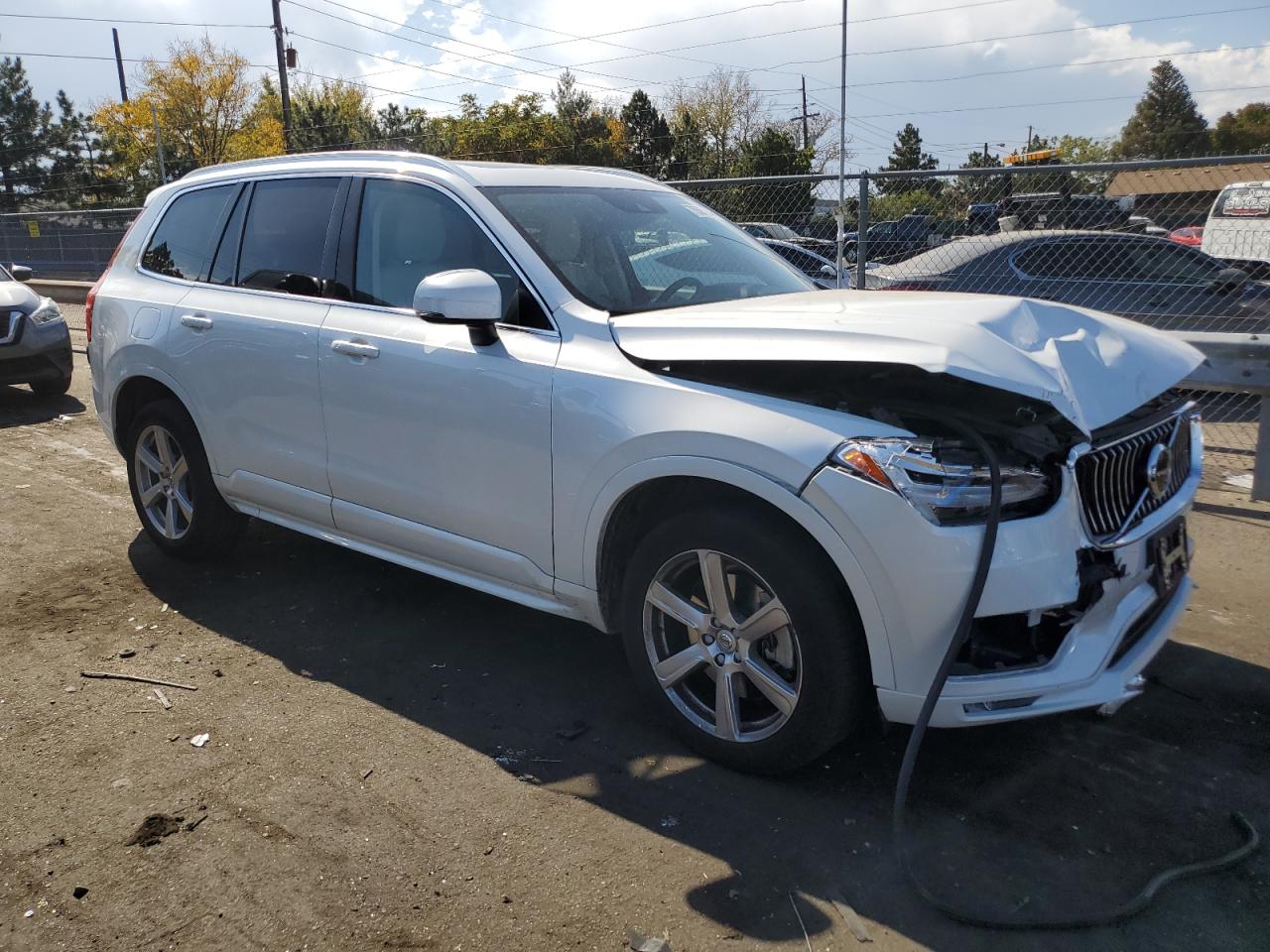 2022 Volvo XC90 - Image 4