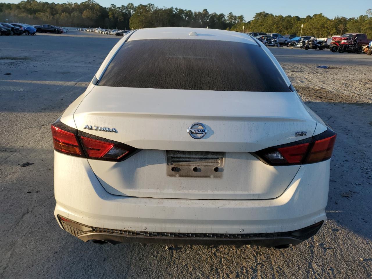 2020 Nissan Altima - Image 6