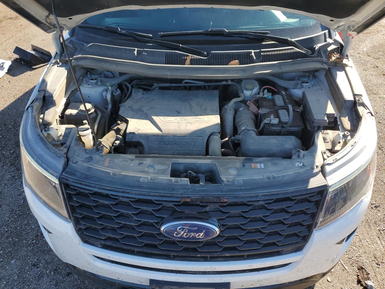2019 Ford Explorer - Image 12