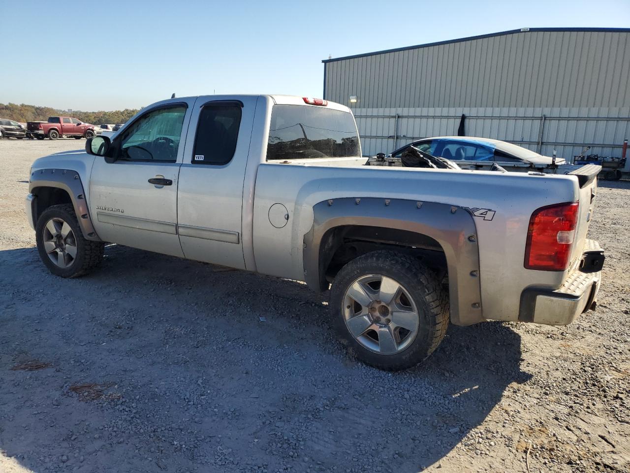 2011 Chevrolet Silverado - Image 2