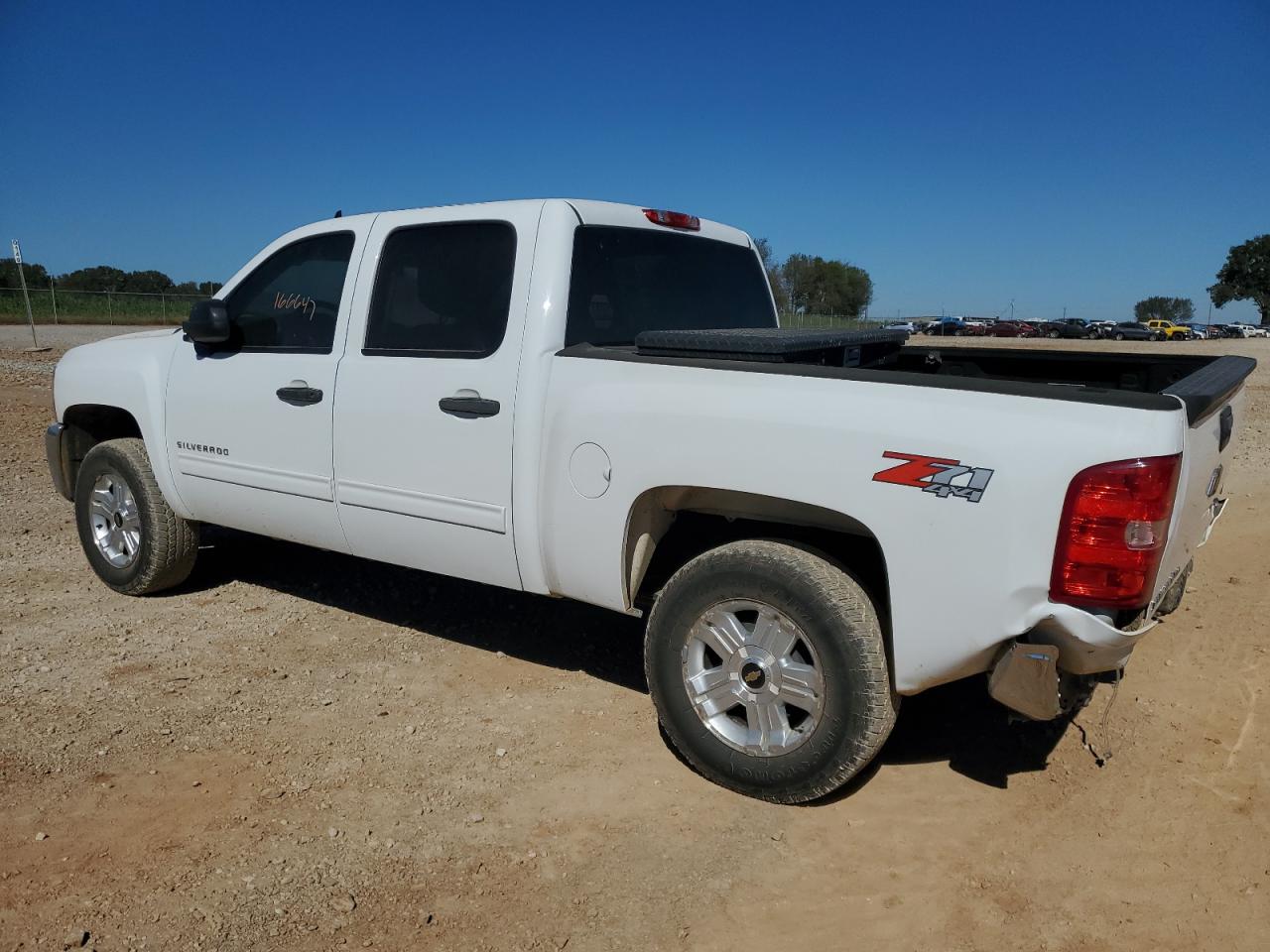 2013 Chevrolet Silverado - Image 2