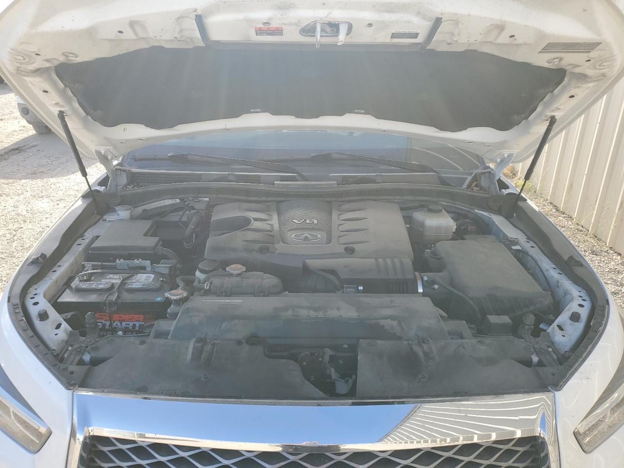 2021 Infiniti QX80 - Image 12