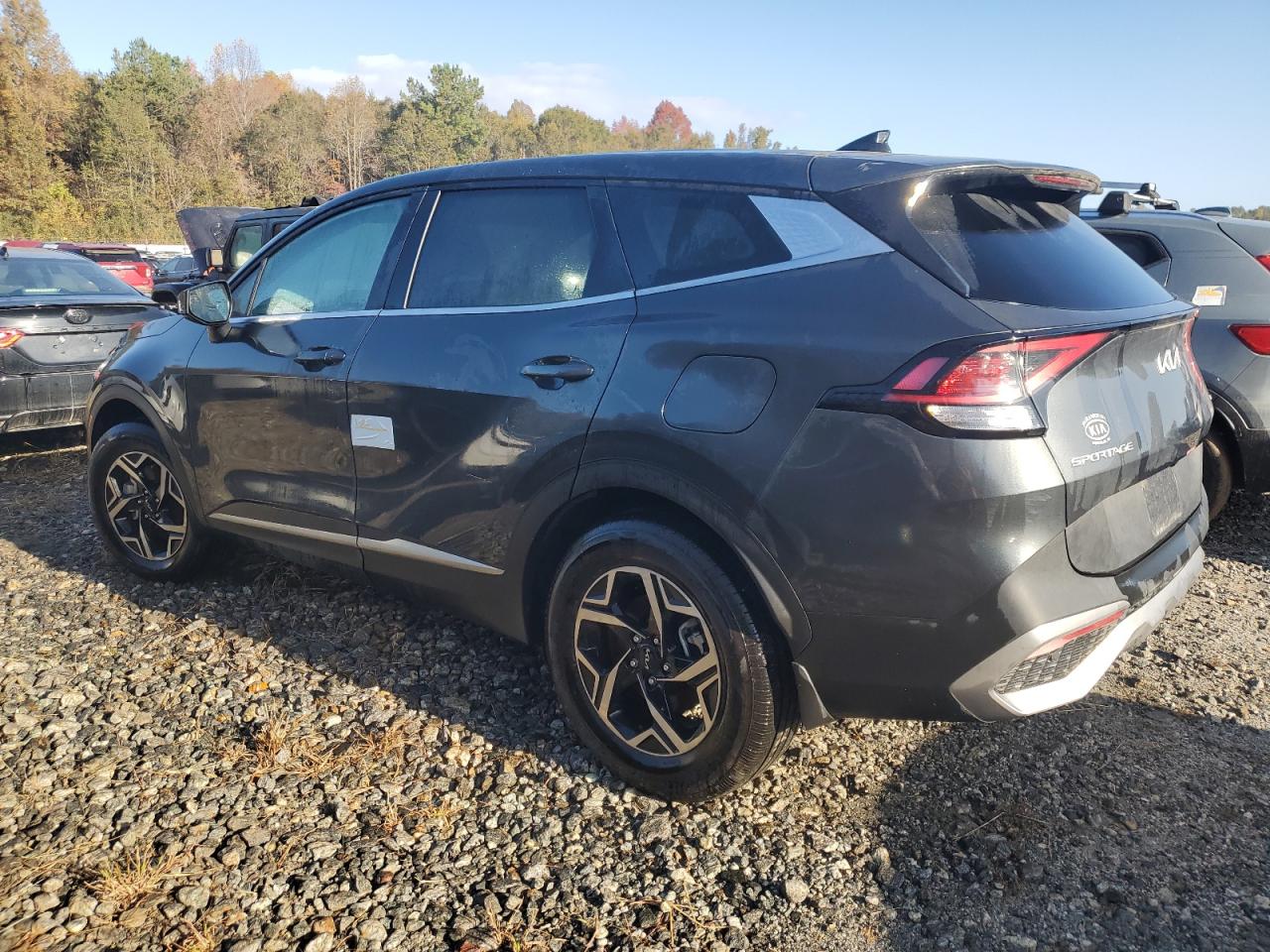 2024 Kia Sportage - Image 2