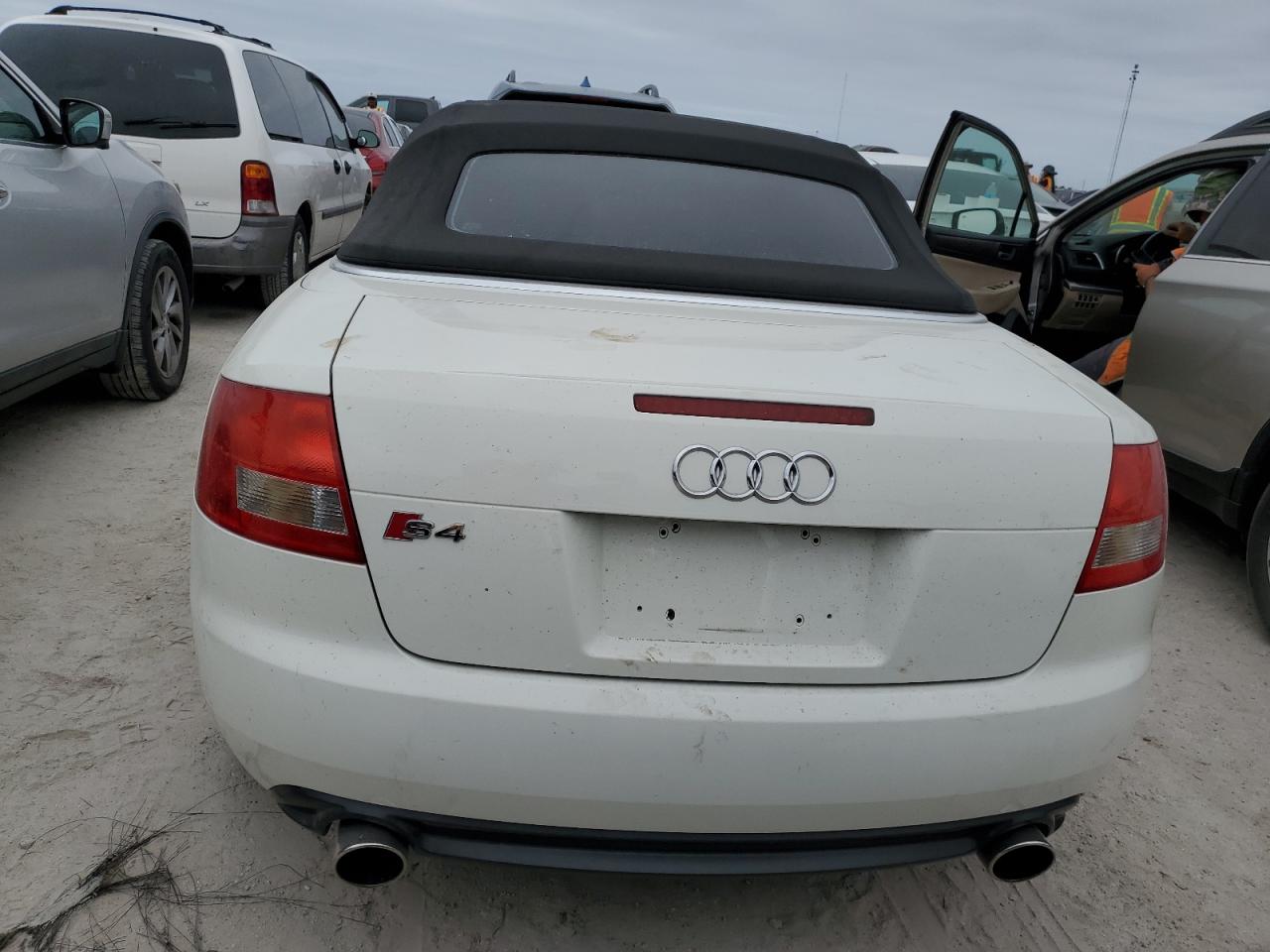 2005 Audi S4 Quattro Cabriolet VIN: WUARL48H65K901503 Lot: 76890114