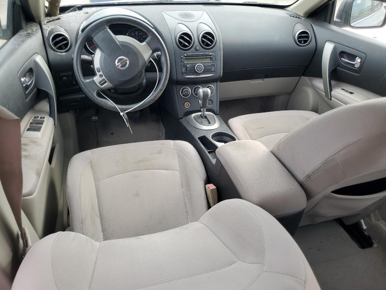 2011 Nissan Rogue - Image 8