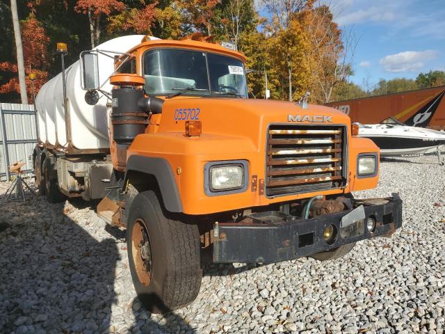 1992 Mack 600 Rd600