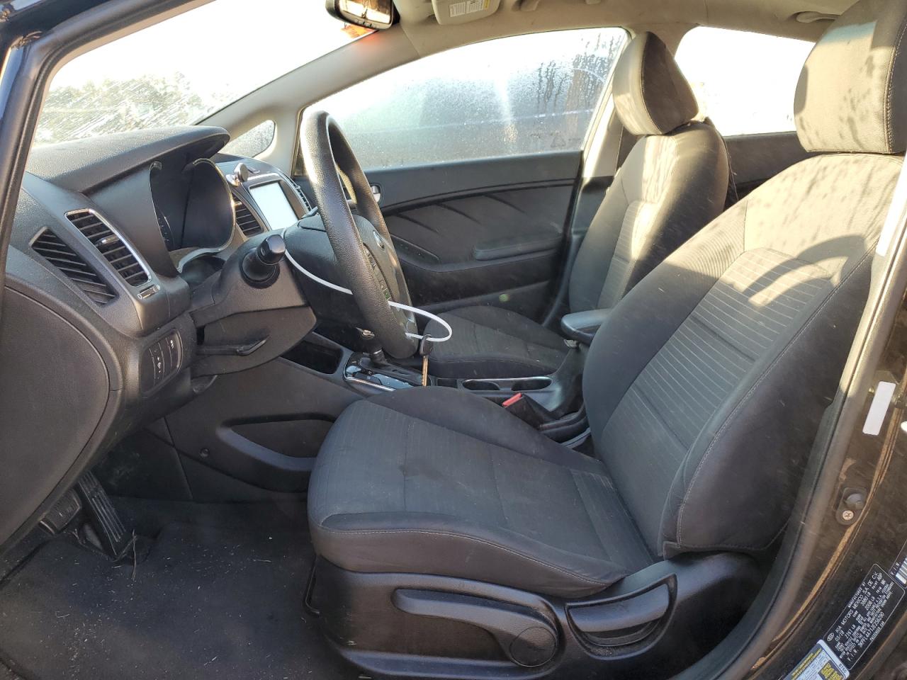 2018 Kia Forte - Image 7