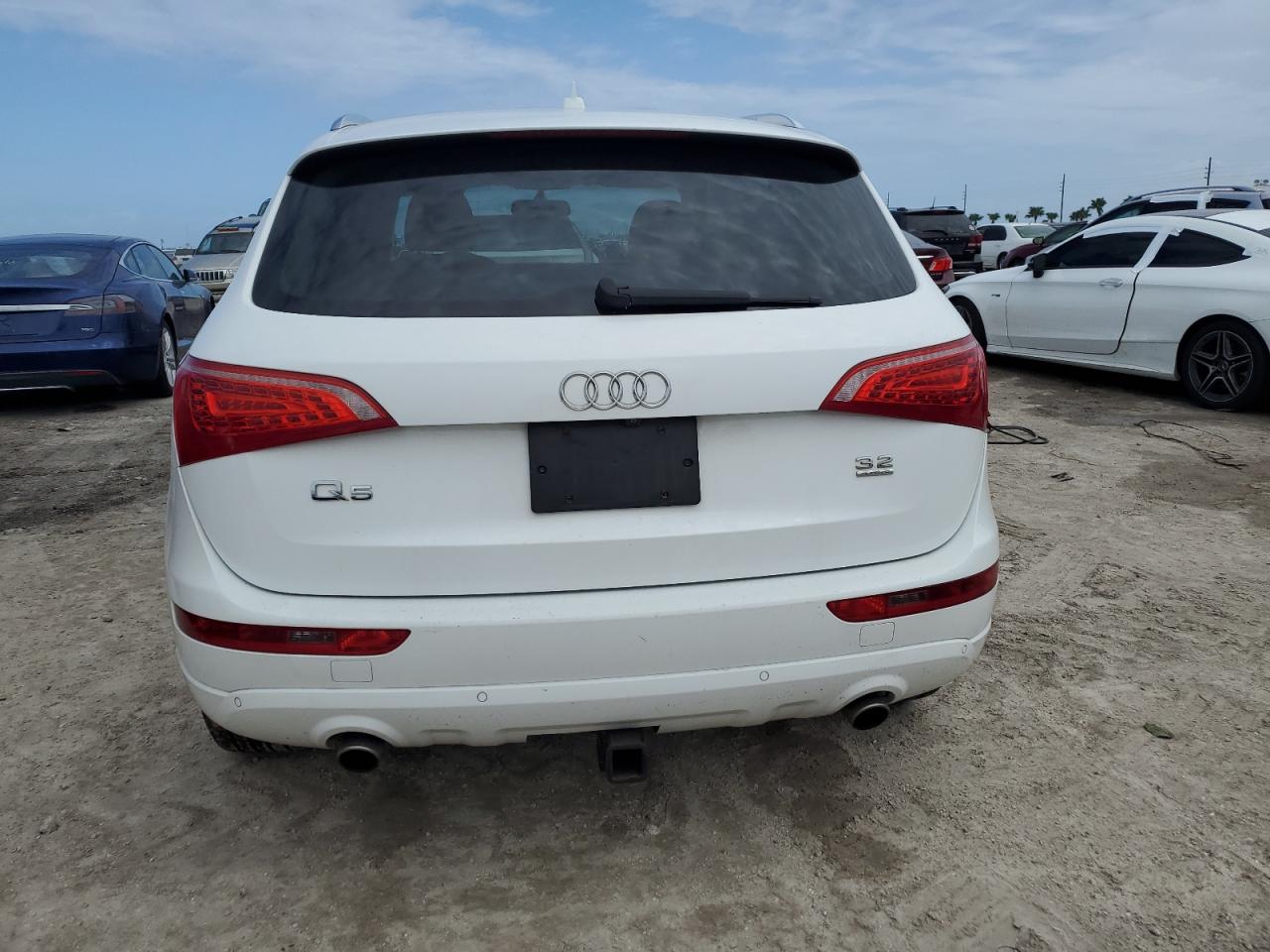 2010 Audi Q5 Premium Plus VIN: WA1LKAFP8AA081773 Lot: 76035084