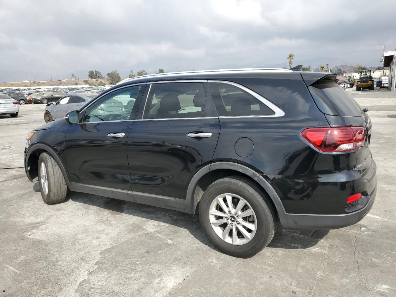 2019 Kia Sorento - Image 2