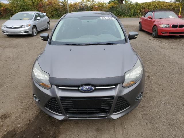 Sedans FORD FOCUS 2013 Gray