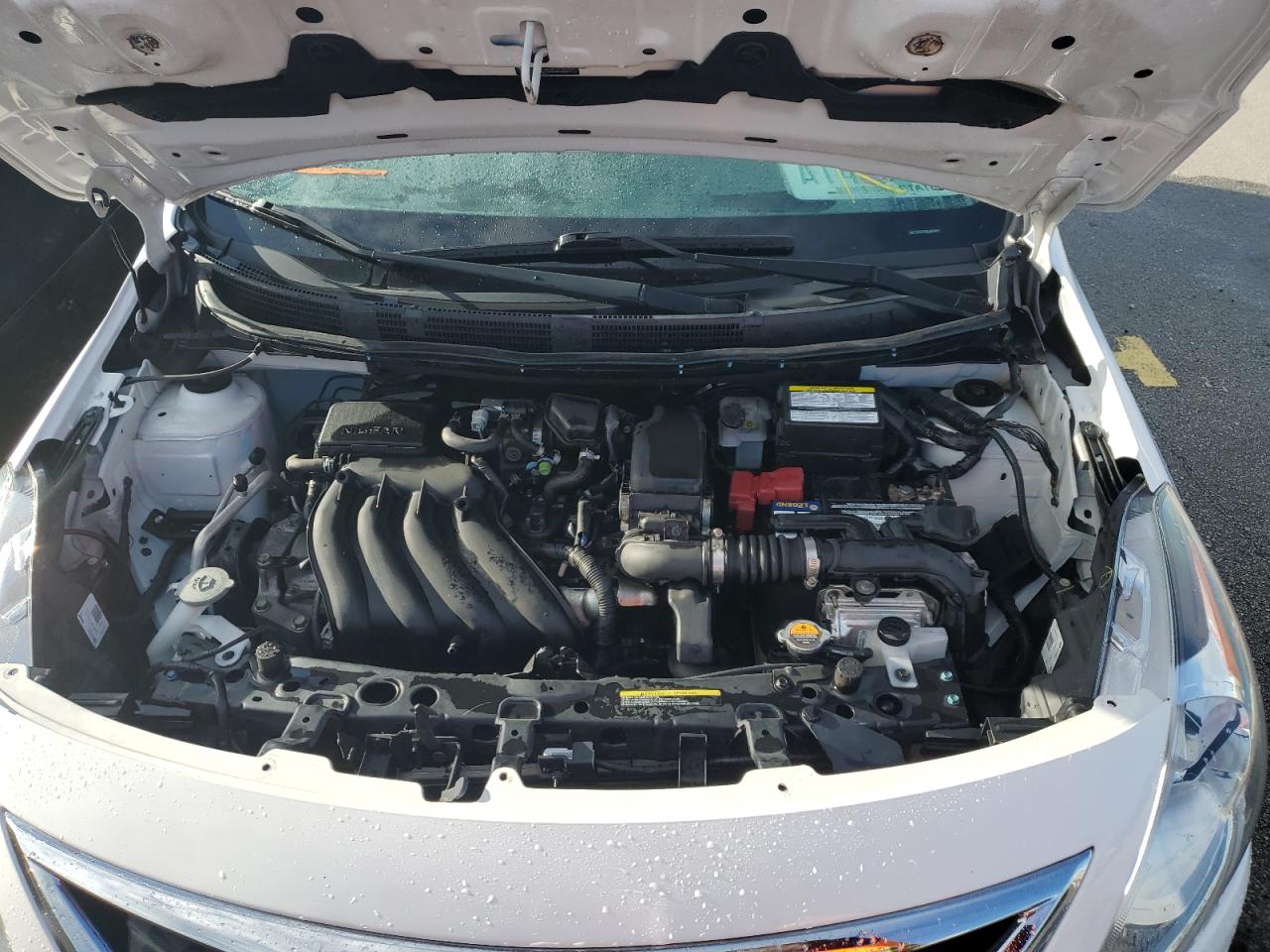 2019 Nissan Versa - Image 11