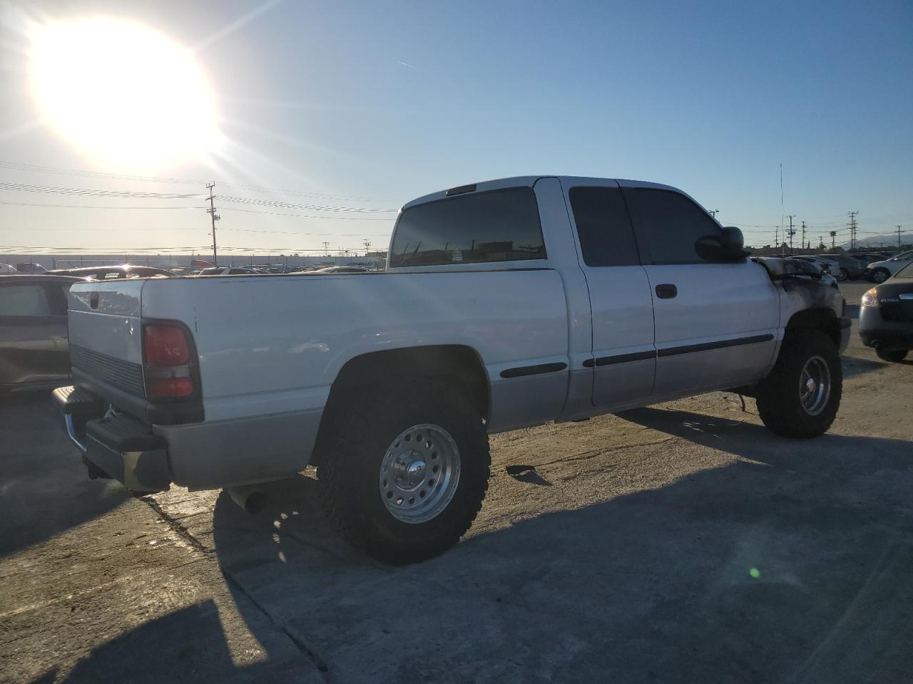 1998 Dodge RAM - Image 3