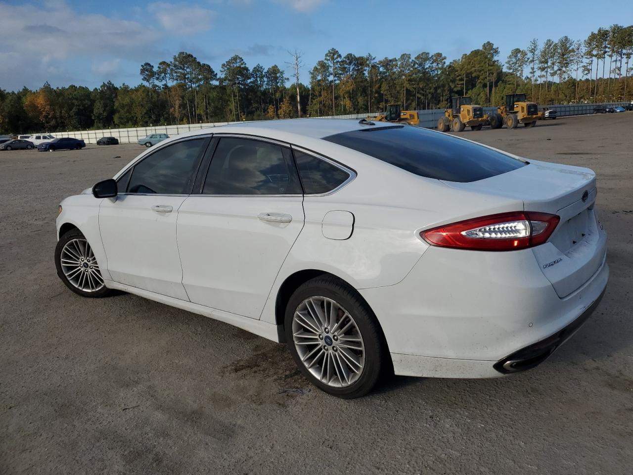 2014 Ford Fusion - Image 2