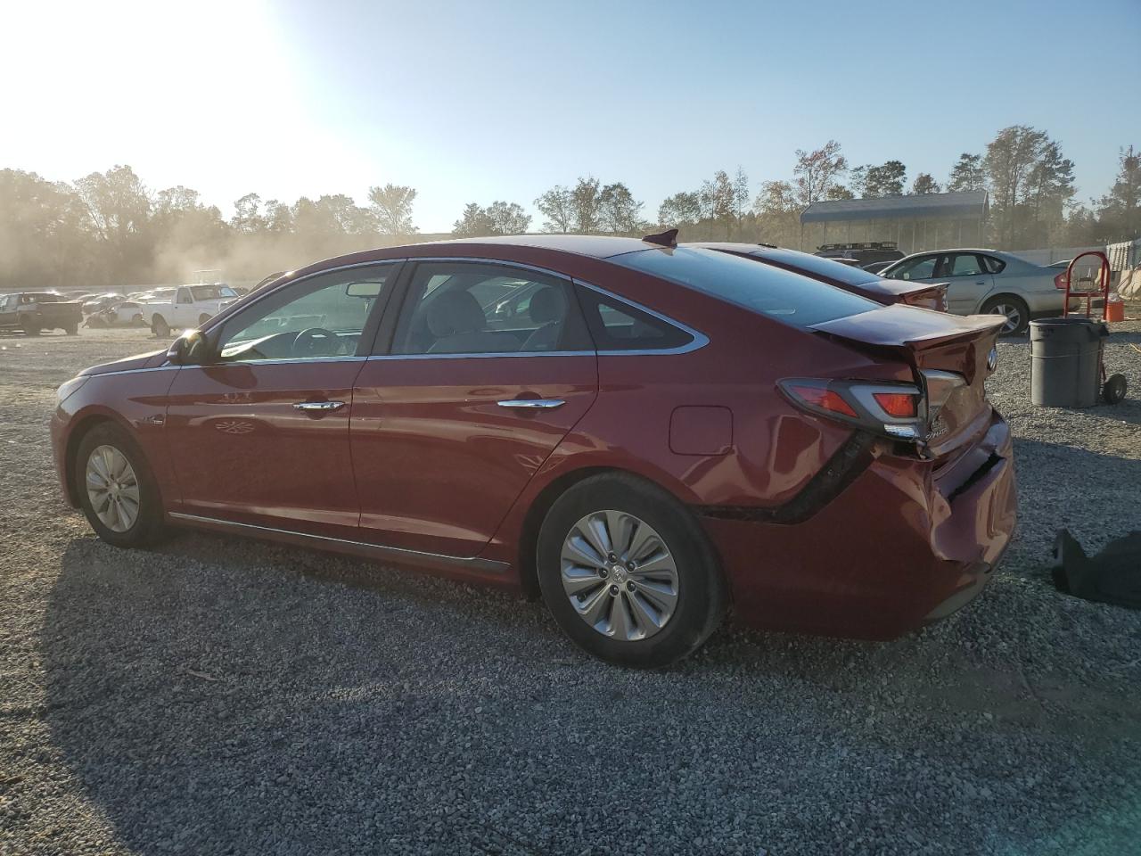 2016 Hyundai Sonata - Image 2