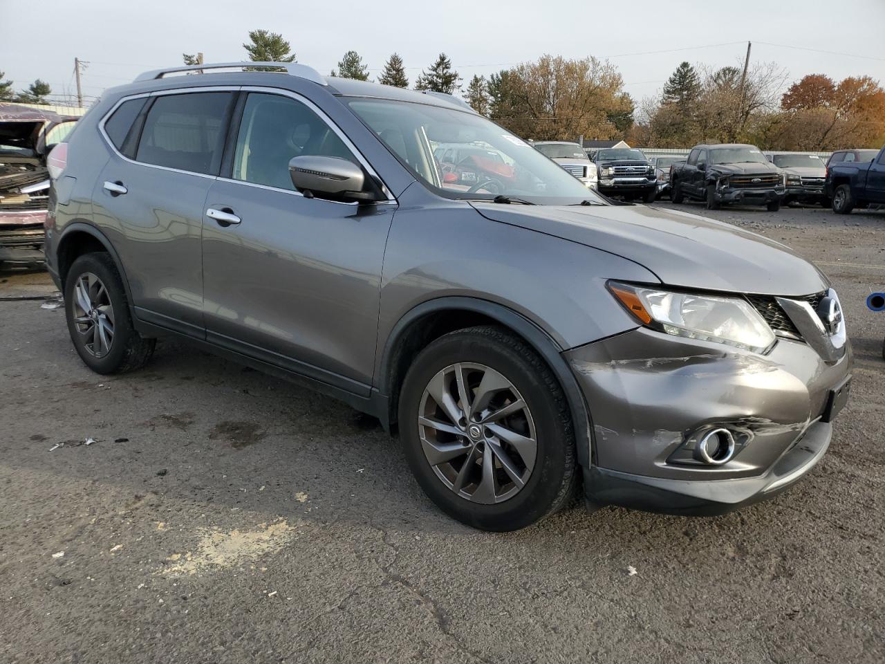 2016 Nissan Rogue - Image 4