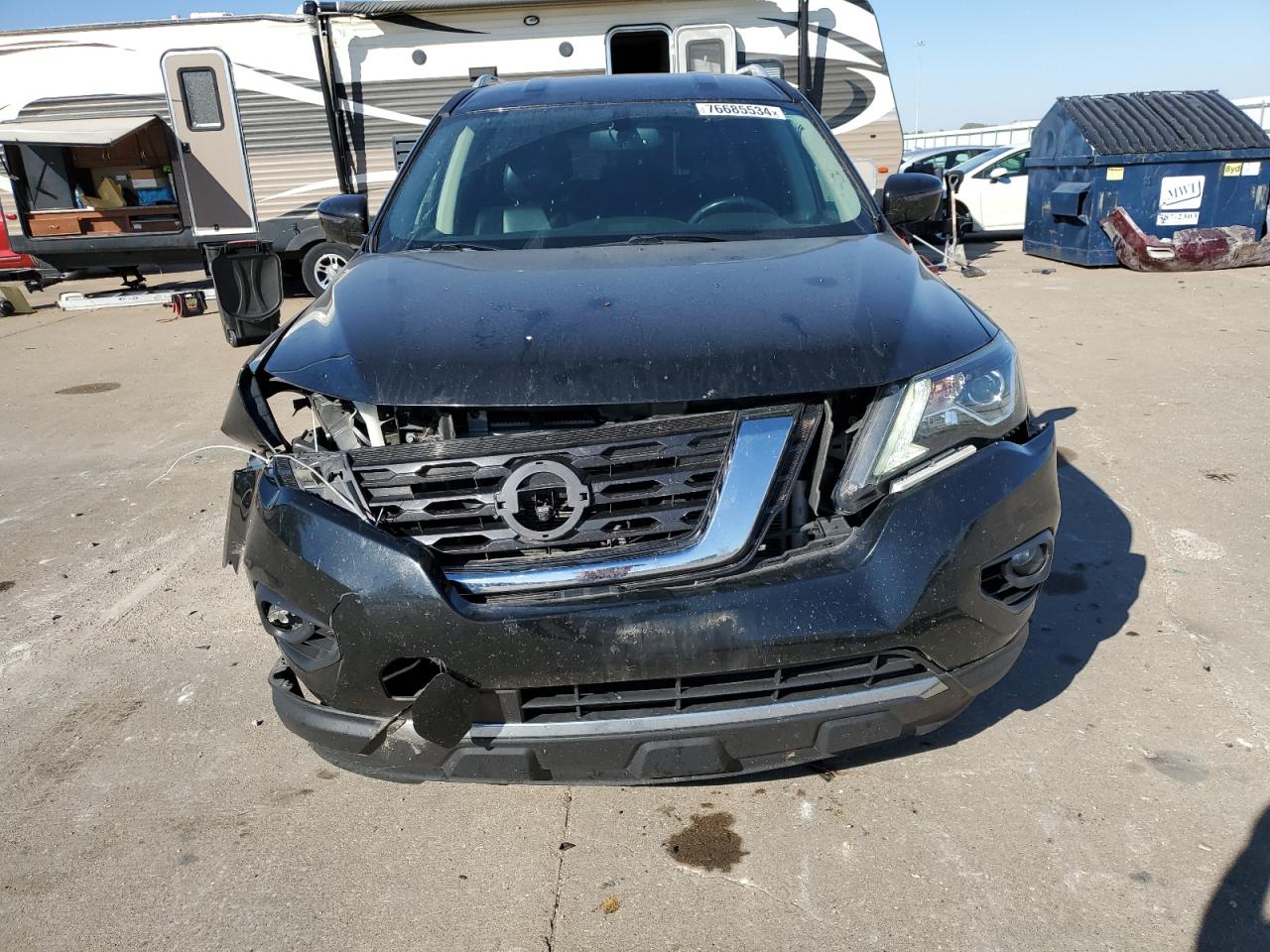 2019 Nissan Pathfinder - Image 5
