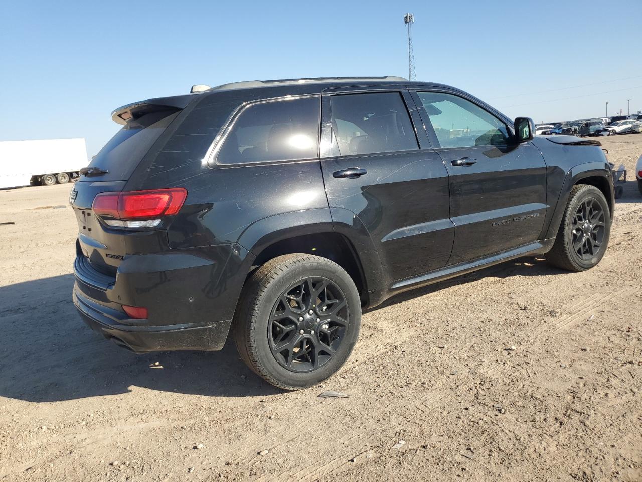 2021 Jeep Grand Cherokee - Image 3