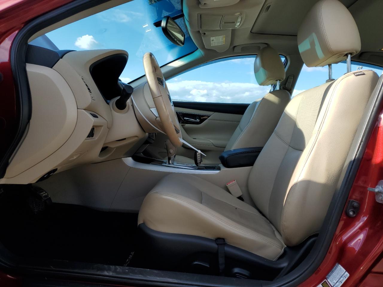 2015 Nissan Altima - Image 7
