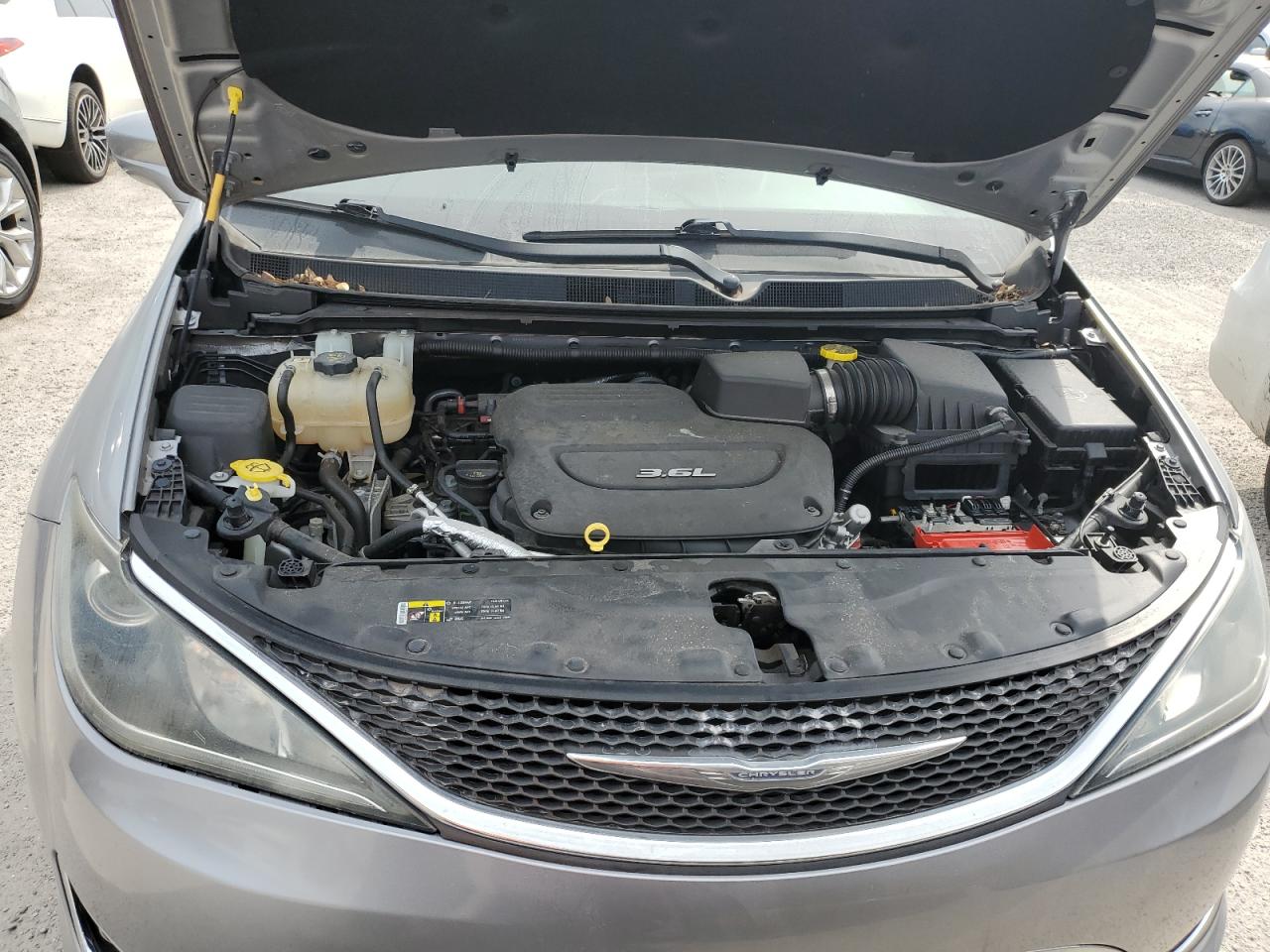 2017 Chrysler Pacifica Touring L Plus VIN: 2C4RC1EG5HR811966 Lot: 76203494