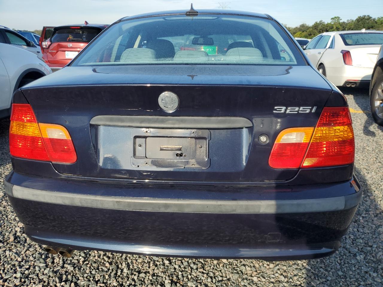 WBAET37455NJ90117 2005 BMW 325 I