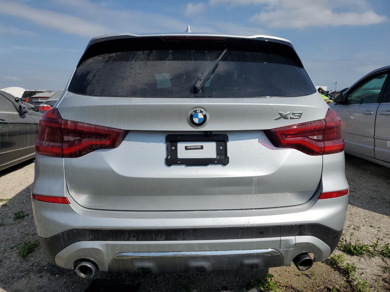 VIN 5UXTR9C5XJLC73012 2018 BMW X3 no.6