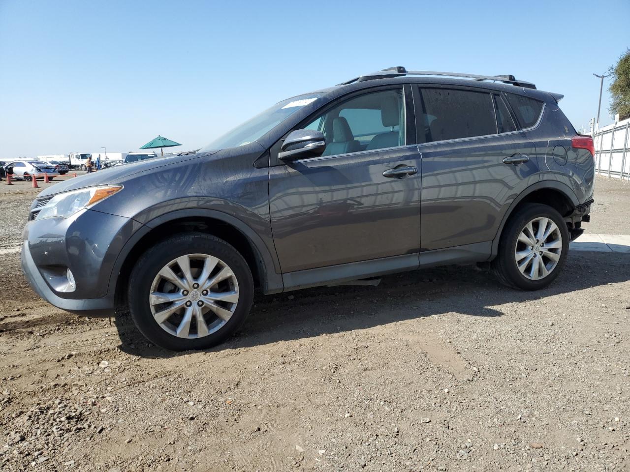 2T3YFREV3FW180492 2015 Toyota Rav4 Limited