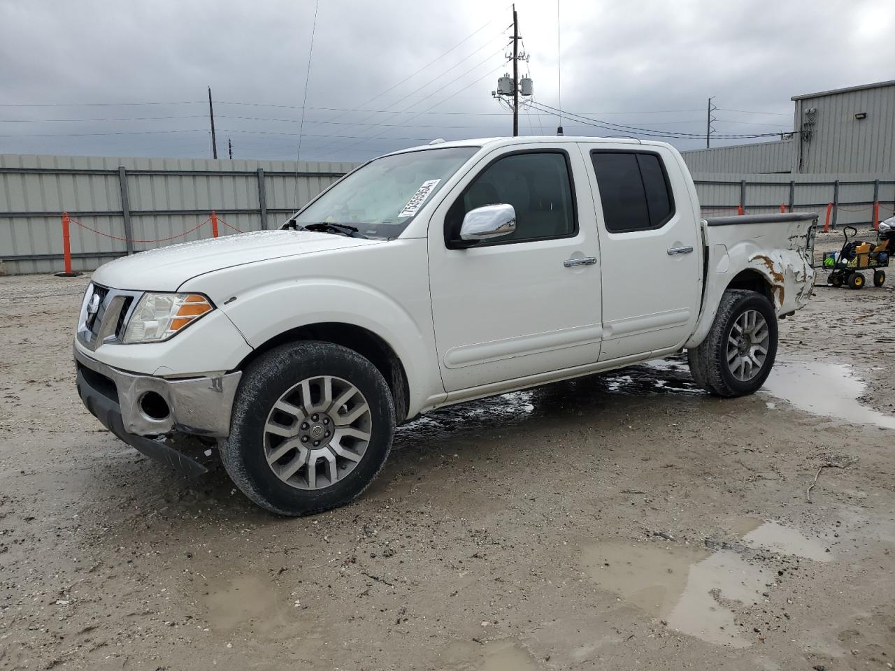2013 Nissan Navara (Frontier) - Image 1