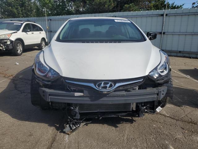  HYUNDAI ELANTRA 2015 Білий