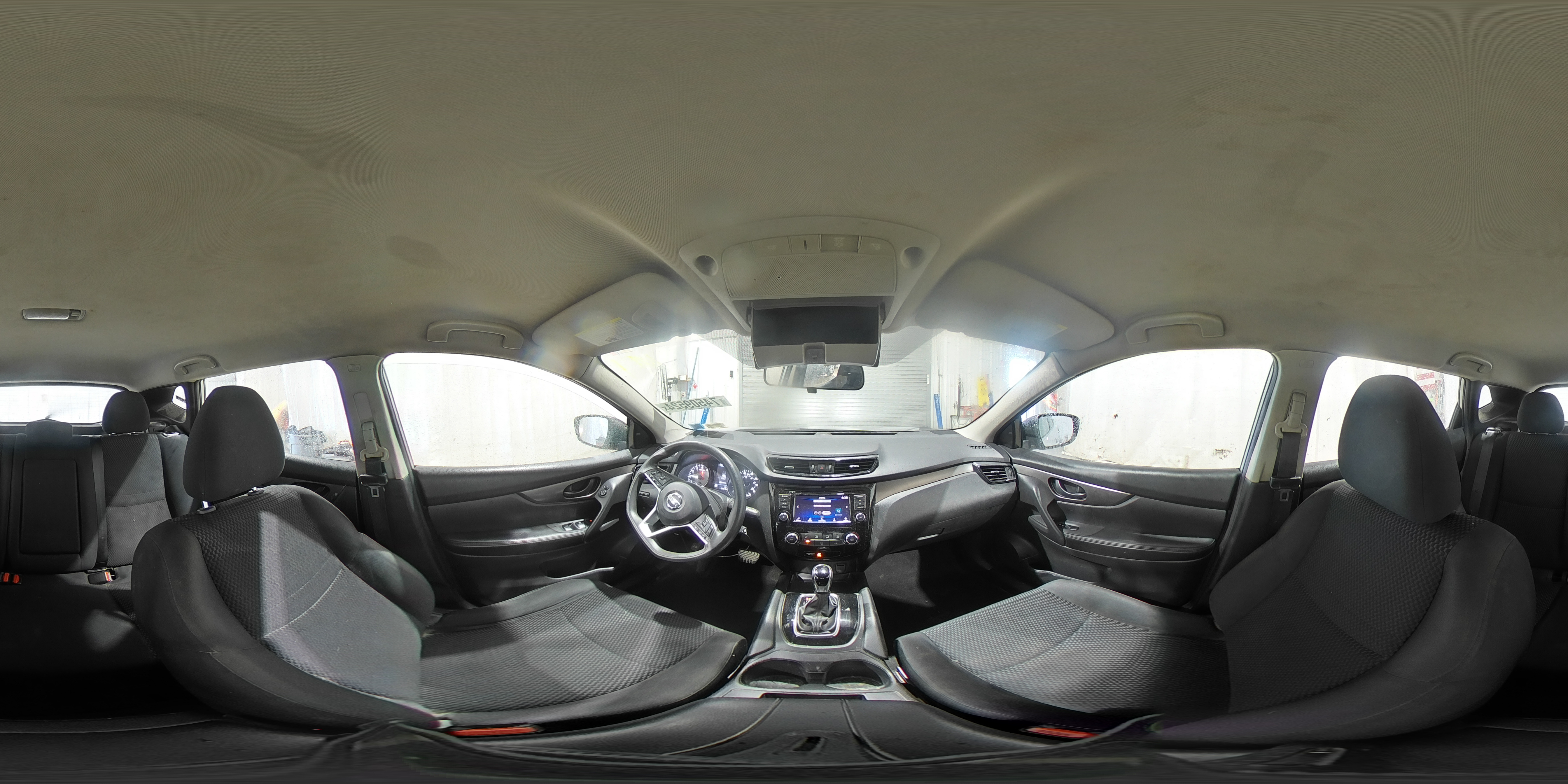 2019 Nissan Rogue - Image 15