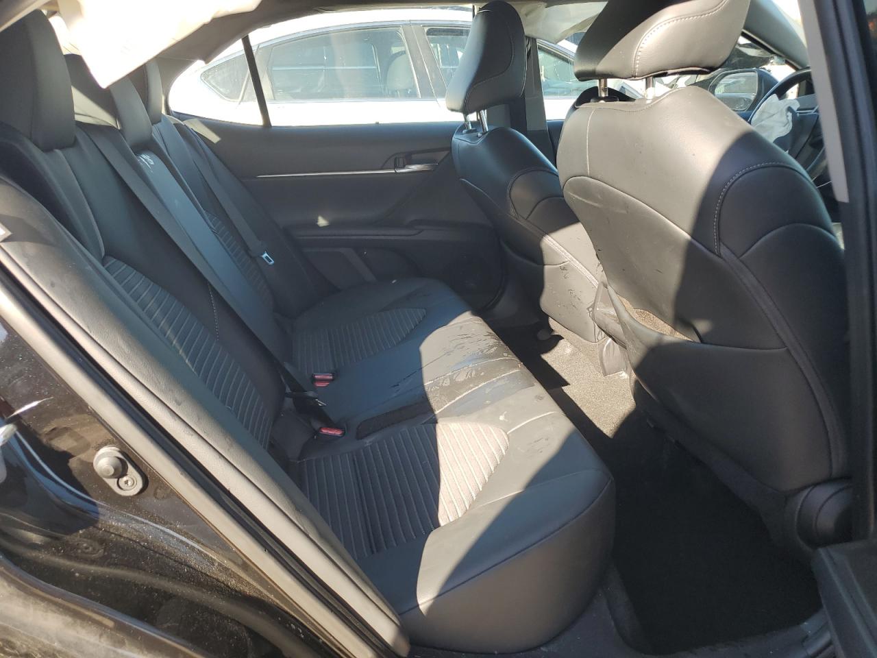 2022 Toyota Camry - Image 10