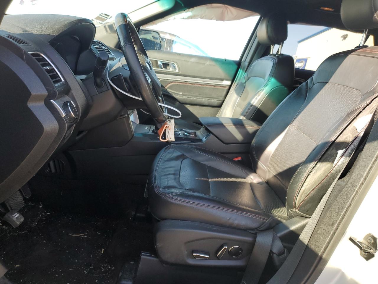 2016 Ford Explorer - Image 7