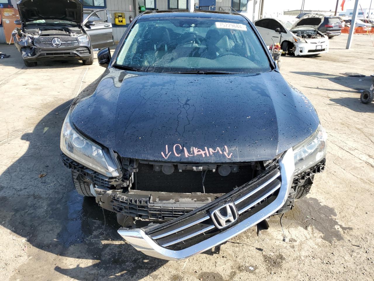 VIN 1HGCR3F86FA028276 2015 HONDA ACCORD no.5