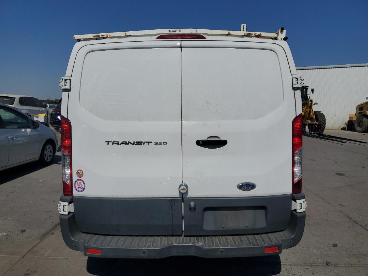 1FTYR1YM4JKB29399 2018 Ford Transit T-250