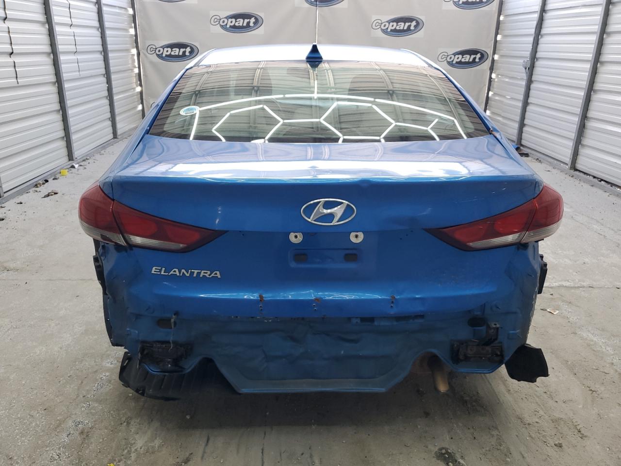 KMHD84LF3HU209685 2017 Hyundai Elantra Se