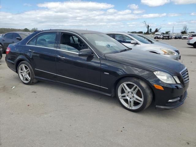 Седани MERCEDES-BENZ E-CLASS 2012 Чорний