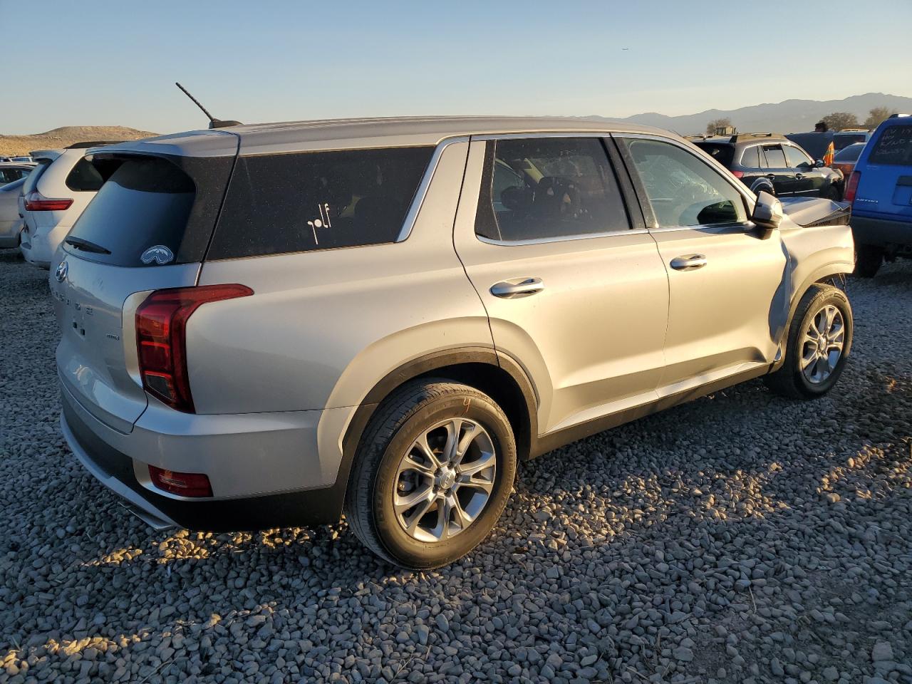 2022 Hyundai Palisade - Image 3