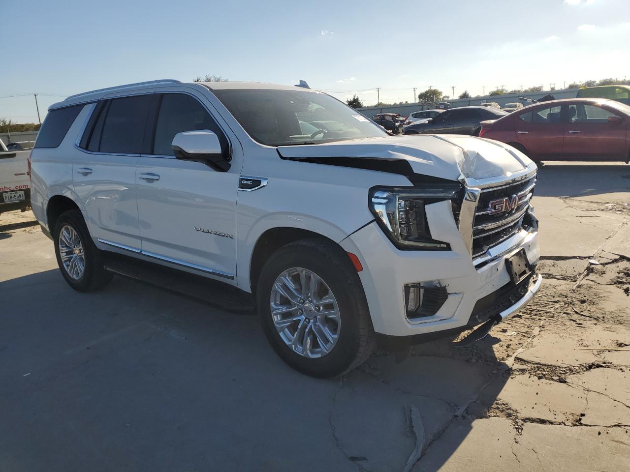 2022 GMC Yukon - Image 4