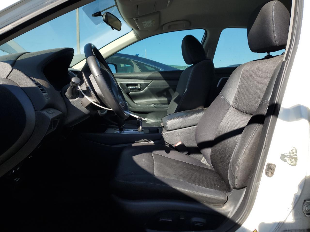 2017 Nissan Altima - Image 7